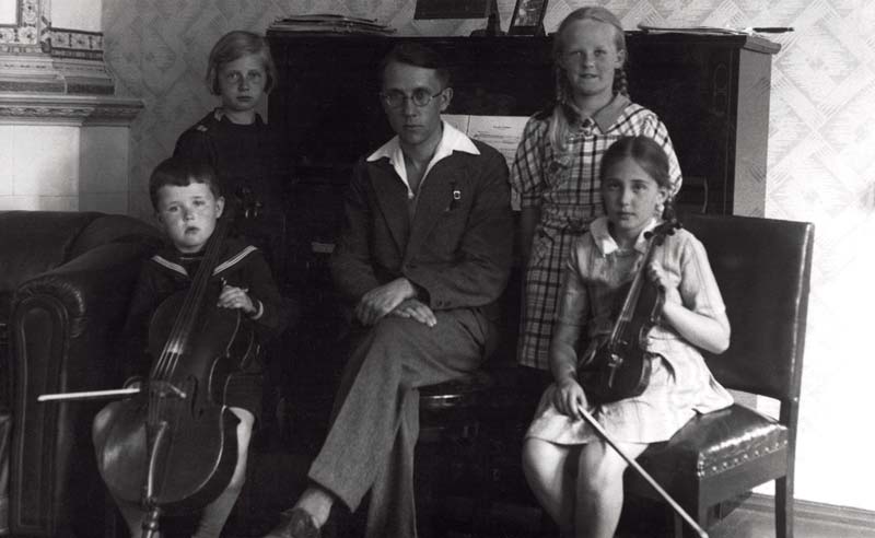 Jüri Täht´s first ansamble 1937